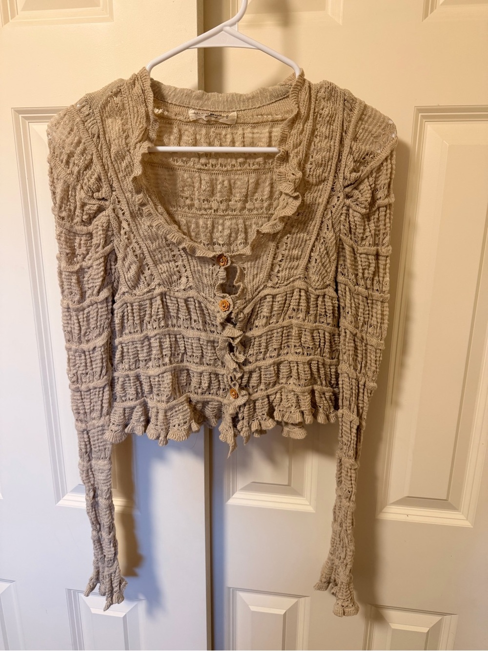 NATURAL LIFE Cream Textured Cropped Button Cardigan